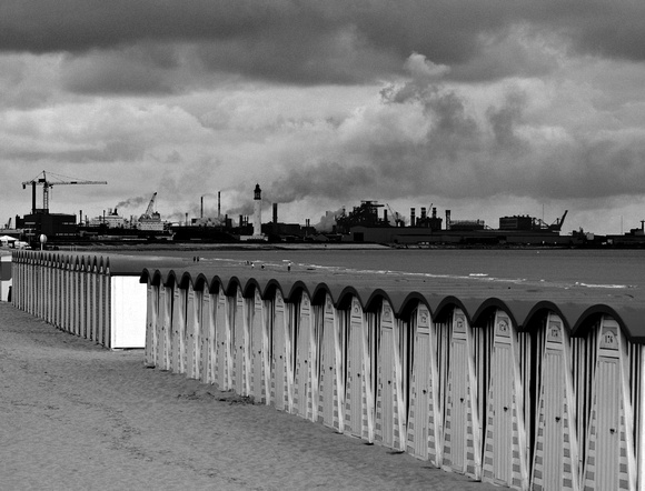 Dunkerque Beach (B&W)
