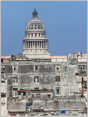 Capitolio, Havana (noon)